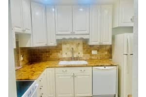 150 Lake Meryldr 247, West Palm Beach