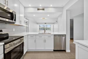 3710 Whitehall Drive 404, West Palm Beach
