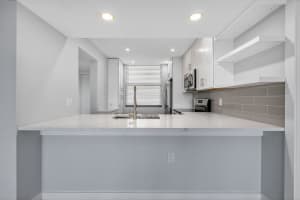 3710 Whitehall Drive 404, West Palm Beach, FL 33401 - MLS#R11118490