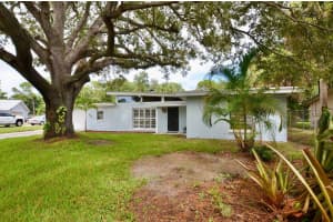 505 Coconut Avenue E, Port Saint Lucie, FL 34952 - MLS#R11118492