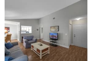 815 W Boynton Beach Boulevard W 1-205, Boynton Beach, FL 33426 - MLS#R11118510