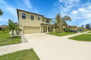 5310 Entertainment Way, Fort Pierce, FL 34947 - MLS#R11118537