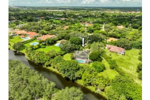 5631 Whirlaway Road, Palm Beach Gardens