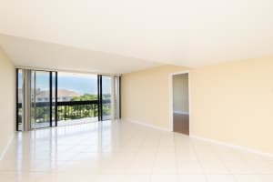 2400 Presidential Way 602, West Palm Beach, FL 33401 - MLS#R11118569