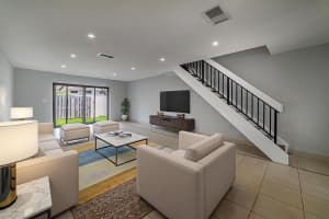 2720 S Oakland Forest Drive 910, Oakland Park, FL 33309 - MLS#R11118591