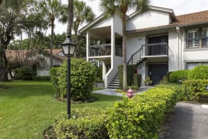 11355 Pond View Drive D201, Wellington