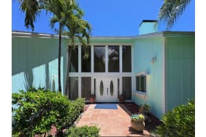 366 34th Court Court 2, Vero Beach, FL 32968 Sold 11/26/25