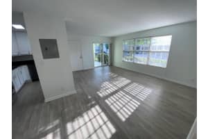 102 N Lakeside Drive 1, Lake Worth Beach, FL 33460 - MLS#R11118630