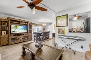 488 Burgundy K, Delray Beach, FL 33484 - MLS#R11118639