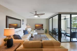950 Lavers Circle F309, Delray Beach, FL 33444 - MLS#R11118640