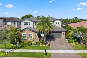 8695 W Watercrest Circle W, Parkland
