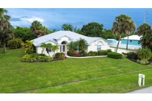 2360 Sw Altara Street, Port Saint Lucie