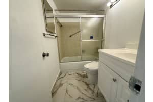 22 Waltham A, West Palm Beach, FL 33417 - MLS#R11118658