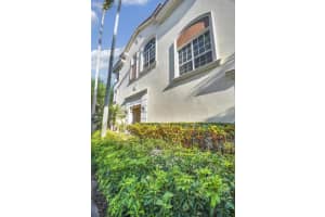 5600 NE Trieste Terrace, Boca Raton, FL 33487 - MLS#R11118675