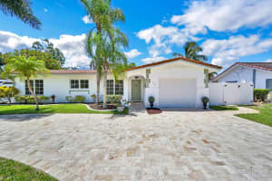 904 12th Street, Deerfield Beach, FL 33441 - MLS#R11118681