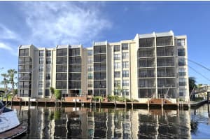 12 Royal Palm Way 2040, Boca Raton, FL 33432 Sold 10/15/25