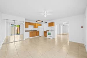 641 Executive Center Drive, West Palm Beach, FL 33401 - MLS#R11118706