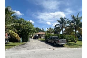 565 143rd Street, Miami, FL 33168 - MLS#R11118707
