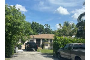 565 143rd Street, Miami, FL 33168 - MLS#R11118707