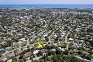229 W Riverside Drive, Jupiter, FL 33469 Sold 09/17/25