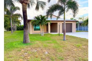 2 Camino Del Rio, Port Saint Lucie, FL 34952 - MLS#R11118773