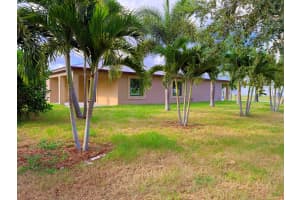 2 Camino Del Rio, Port Saint Lucie, FL 34952 - MLS#R11118773