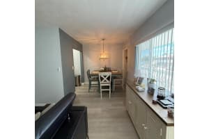2102 Lake Osborne 20 Drive 20, Lake Worth Beach, FL 33461 - MLS#R11118802