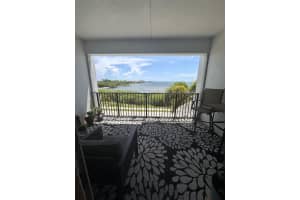 3702 NE Indian River Drive, Jensen Beach, FL 34957 - MLS#R11118809
