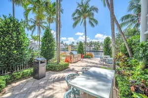 1015 Spanish River Road, Boca Raton, FL 33432 - MLS#R11118818
