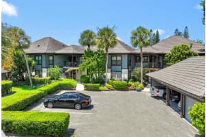 13329 Polo Club Road 105, Wellington, FL 33414 - MLS#R11118819