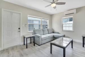 1001 S Federal Highway 3, Lake Worth Beach, FL 33460 - MLS#R11118831