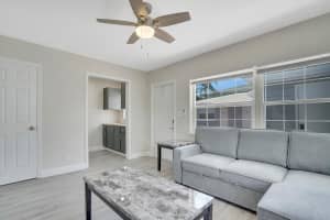 1001 S Federal Highway 3, Lake Worth Beach, FL 33460 - MLS#R11118831