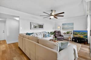 1915 Lavers Circle E207, Delray Beach, FL 33444 - MLS#R11118833