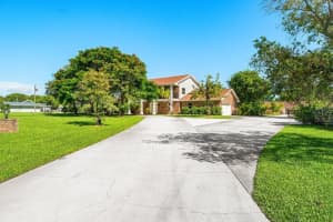 5065 Horseshoe Circle N, West Palm Beach, FL 33417 - MLS#R11118835
