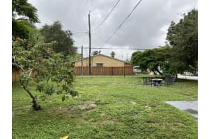 301 S M Street 5, Lake Worth Beach, FL 33460 - MLS#R11118852