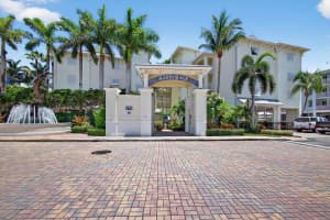 275 NW Flagler Avenue 204, Stuart, FL 34994 - MLS#R11118876