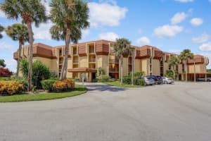 5350 Woodland Lakes Drive 111, Palm Beach Gardens, FL 33418 - MLS#R11118879