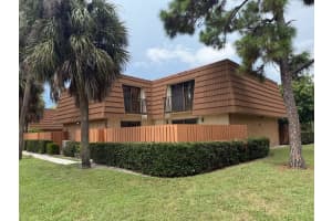 152 Heritage Way, West Palm Beach