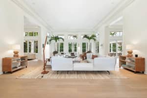 583 N Lake Way, Palm Beach