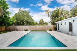 2118 Arthur Street Hollywood, FL 33020 - Off Market
