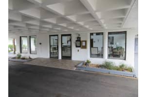 9233 SW 8th Street 117, Boca Raton, FL 33428 - MLS#R11118967