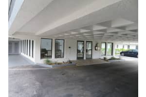 9233 SW 8th Street 117, Boca Raton, FL 33428 - MLS#R11118967