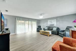 4002 SE Fairway W, Stuart, FL 34997 Sold 10/21/25