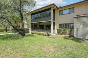 15484 Lakes Of Delray Boulevard 103, Delray Beach, FL 33484 - MLS#R11119000