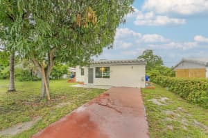 17570 19th Avenue, North Miami Beach, FL 33162 - MLS#R11119022