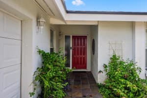 12372 Old Country Road S, Wellington
