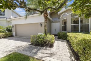 10910 Grande Boulevard, West Palm Beach, FL 33412 - MLS#R11119075