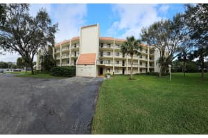 2500 Presidential 105 Way 105, West Palm Beach, FL 33401 - MLS#R11119087