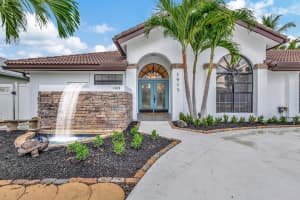 1915 Newhaven Avenue, Wellington, FL 33414 - MLS#R11119111