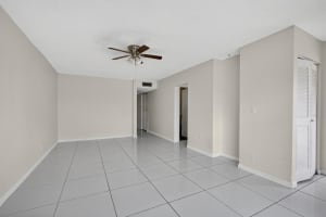 2089 E Bond Dr, West Palm Beach, FL 33415 - MLS#R11119139